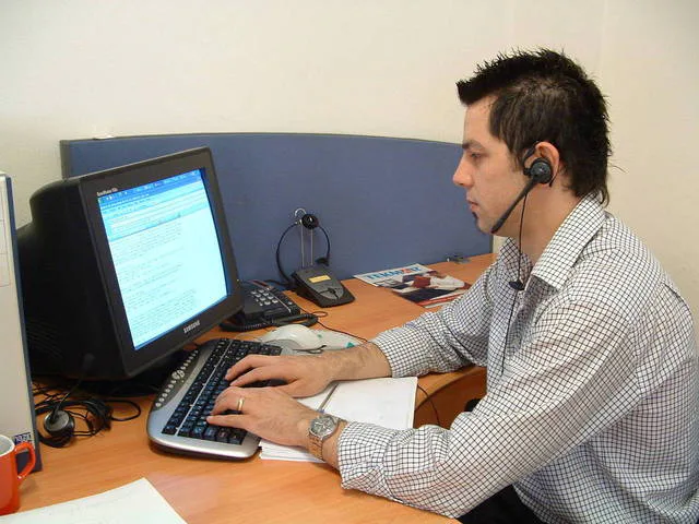 16 Prank Call Responses for Telemarketers 16 Prank Call Responses for Telemarketers